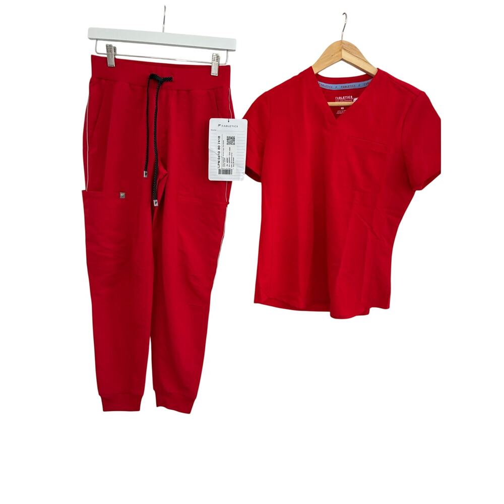 NWT Fabletics Womens XSnOn Call Scrub Joggers Red Reflective XS Scrub Top READ